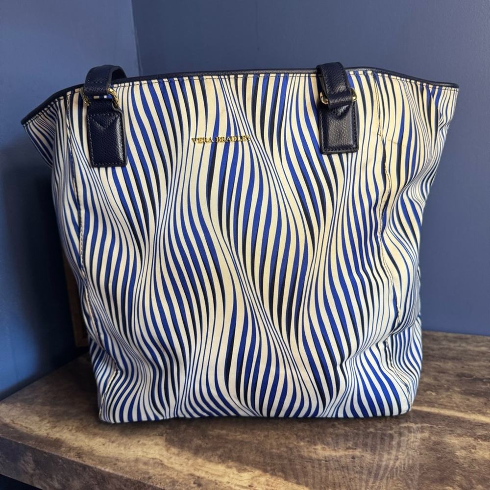 Vera Bradley Ella Tote in Wavy Stripe